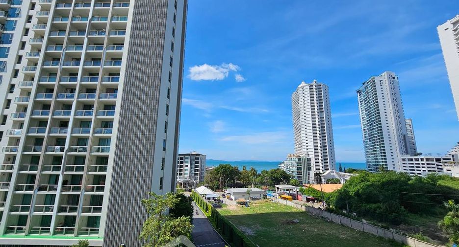 For sale 1 Beds condo in Bang Lamung, Chonburi