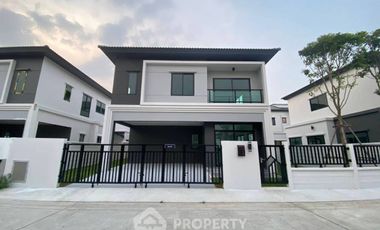 For sale 3 bedrooms condo in Sai Mai, Bangkok