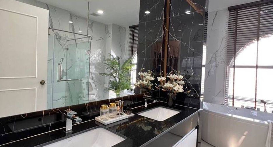 For sale 5 bedrooms condo in South Pattaya, Pattaya