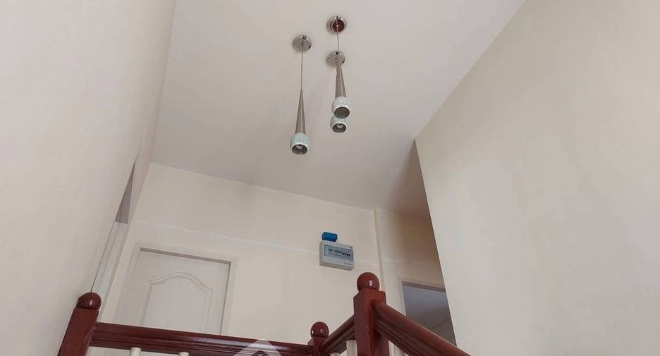 For sale 3 bedrooms house in Lat Krabang, Bangkok
