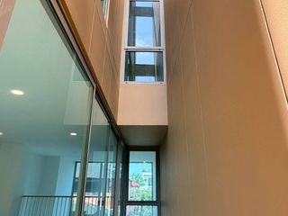 For sale 3 bedrooms townhouse in Bang Phlat, Bangkok