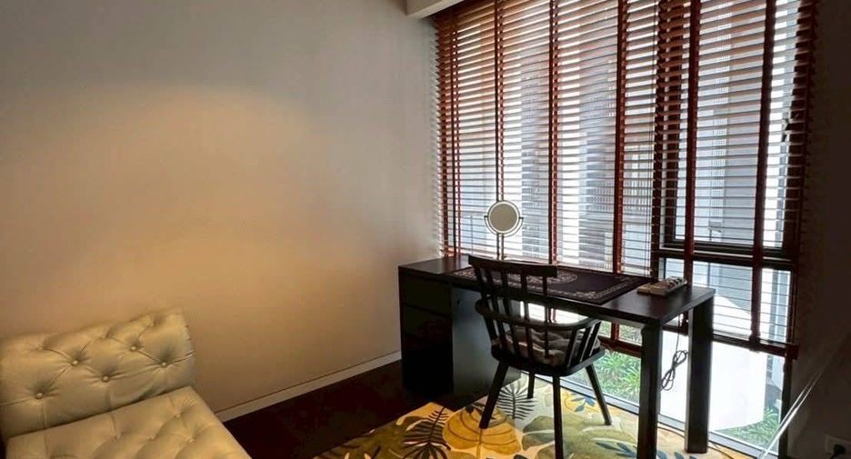 For sale 2 bedrooms condo in Watthana, Bangkok