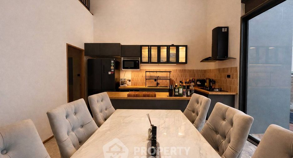 For sale 3 ベッドルーム townhouse in Wang Thonglang, Bangkok