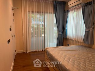 For sale 6 bedrooms house in Lat Krabang, Bangkok