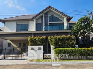For sale 4 bedrooms house in Khan Na Yao, Bangkok