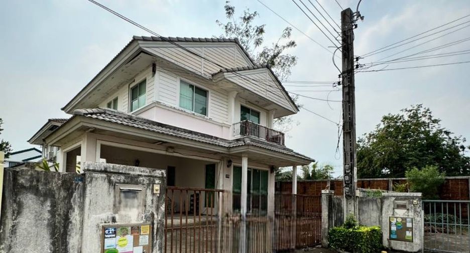 For sale 3 bedrooms house in Bang Khun Thian, Bangkok