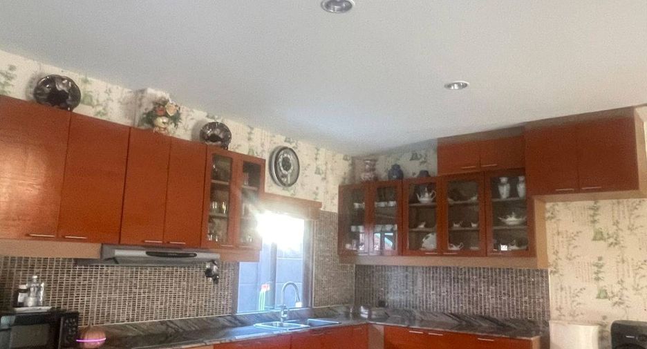 À vendre 3 chambres villa à East Pattaya, Pattaya