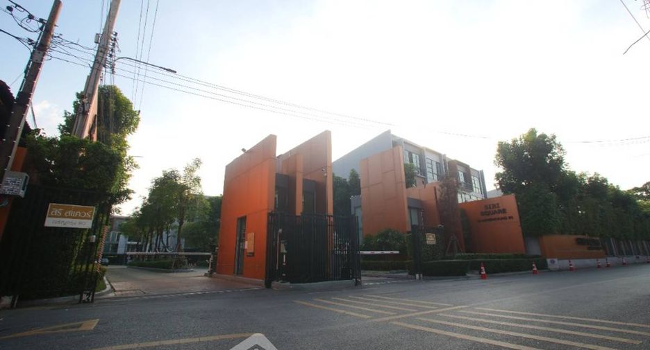 Reihenhaus zum Kauf mit 4 Zimmer in Bang Kho Laem, Bangkok