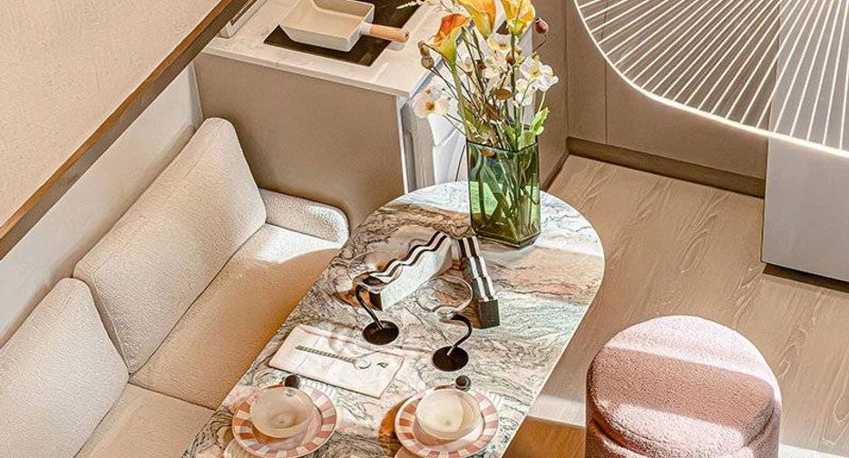 For sale 2 bedrooms condo in Khlong Toei, Bangkok