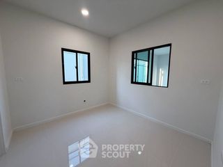 Casa en venta de 4 habitaciones en Lat Krabang, Bangkok