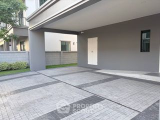 Casa en venta de 4 habitaciones en Lat Krabang, Bangkok
