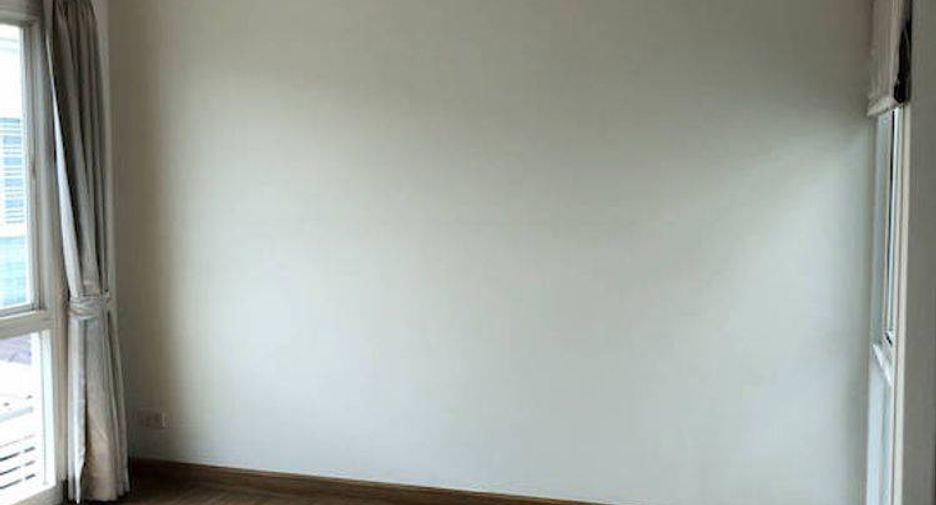 For sale 3 bedrooms house in Saphan Sung, Bangkok