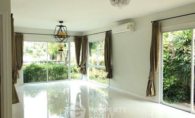 Haus zum Kauf mit 3 Zimmer in Saphan Sung, Bangkok