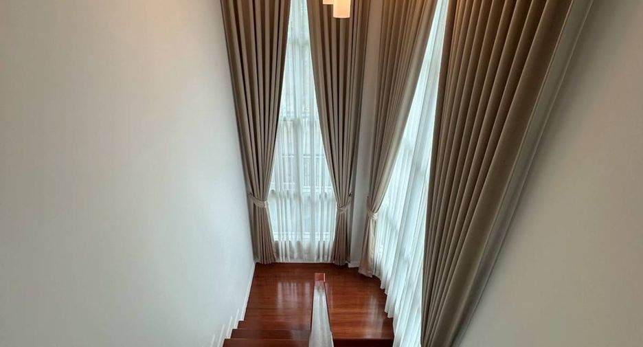 Casa en venta de 4 habitaciones en Mueang Chon Buri, Chonburi