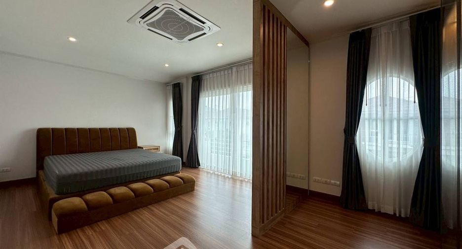 Casa en venta de 4 habitaciones en Mueang Chon Buri, Chonburi