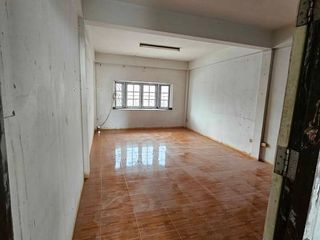 Reihenhaus zum Kauf mit 3 Zimmer in Mueang Chon Buri, Chonburi