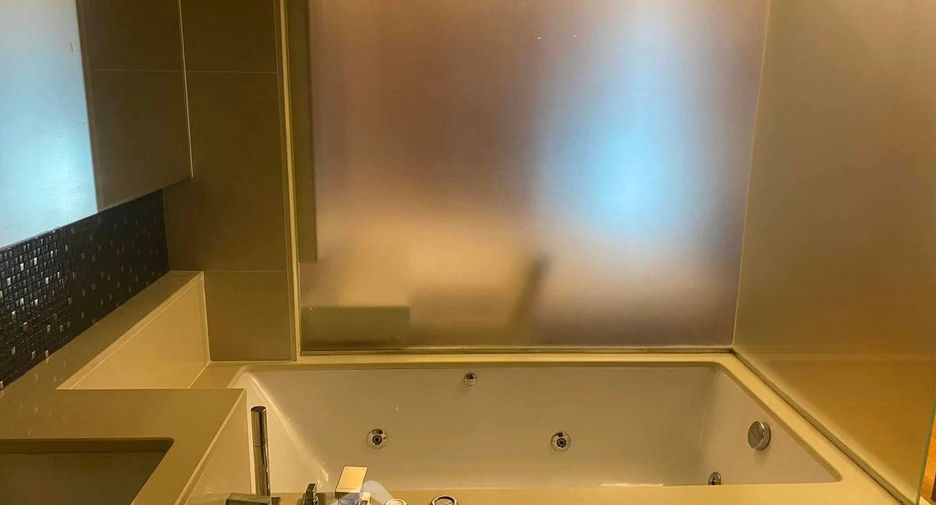 Condo en venta de 1 habitaciones en Sathon, Bangkok