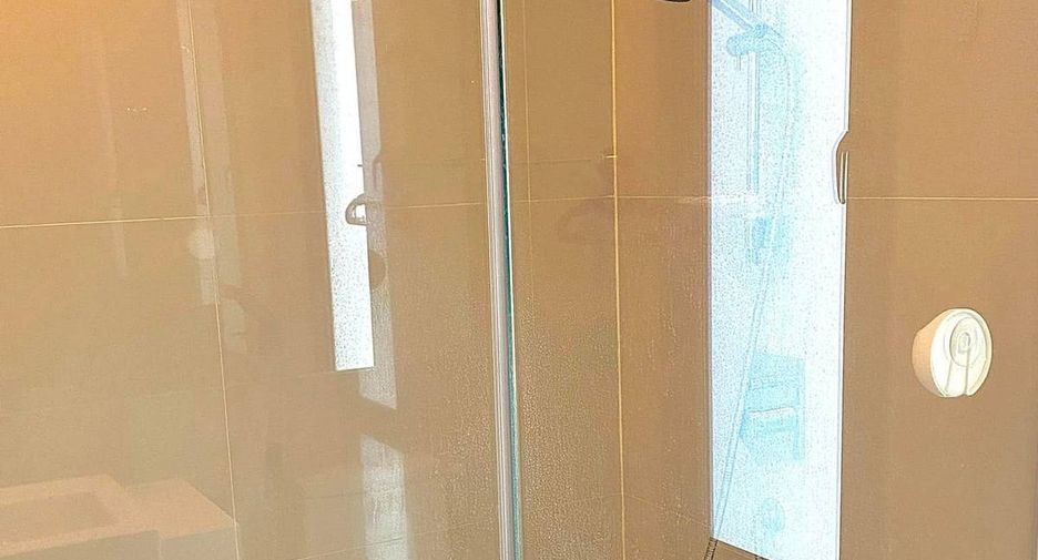 For sale 2 bedrooms condo in Yan Nawa, Bangkok