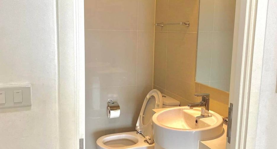 For sale 2 bedrooms condo in Yan Nawa, Bangkok