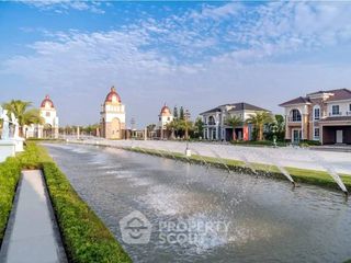 For sale 4 bedrooms house in Bang Khen, Bangkok