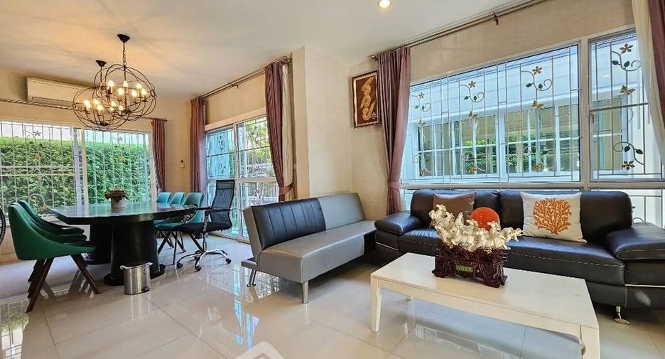 Haus zum Kauf mit 3 Zimmer in Bang Bon, Bangkok