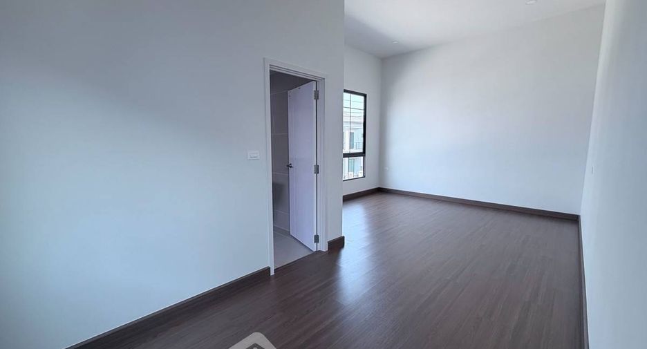 À vendre 4 chambres maison à Bang Phli, Samut Prakan