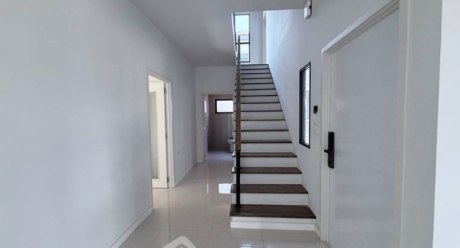 À vendre 4 chambres maison à Bang Phli, Samut Prakan