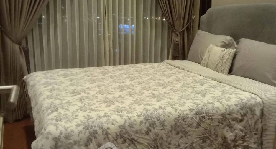 Condo en venta de 2 habitaciones en Phra Khanong, Bangkok