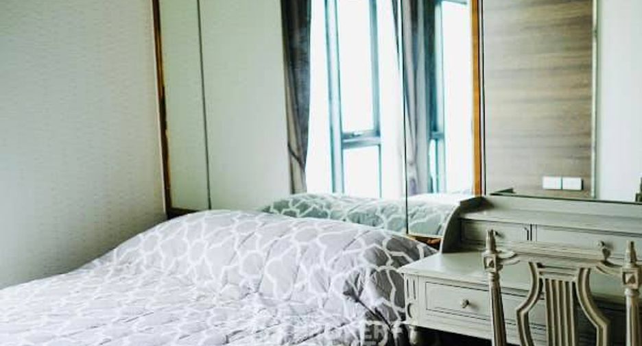 Condo en venta de 2 habitaciones en Phra Khanong, Bangkok