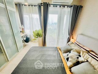 Продажа 1 кровать кондо в Хуаи Кхщанг, Бангкок