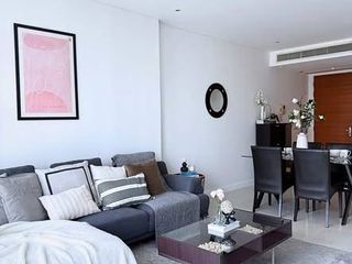 À vendre 2 chambres condo à Khlong Toei, Bangkok