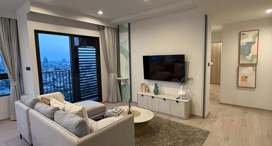 For rent 2 bedrooms condo in Khlong San, Bangkok