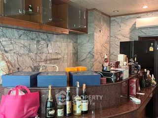 For sale 4 bedrooms house in Chom Thong, Bangkok
