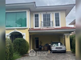 For sale 4 bedrooms house in Chom Thong, Bangkok