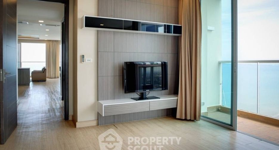 For sale 3 bedrooms condo in Jomtien, Pattaya
