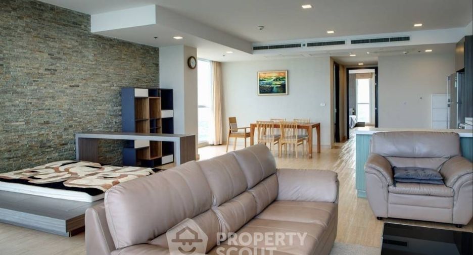 For sale 3 bedrooms condo in Jomtien, Pattaya