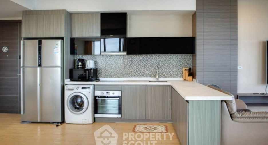 For sale 3 bedrooms condo in Jomtien, Pattaya