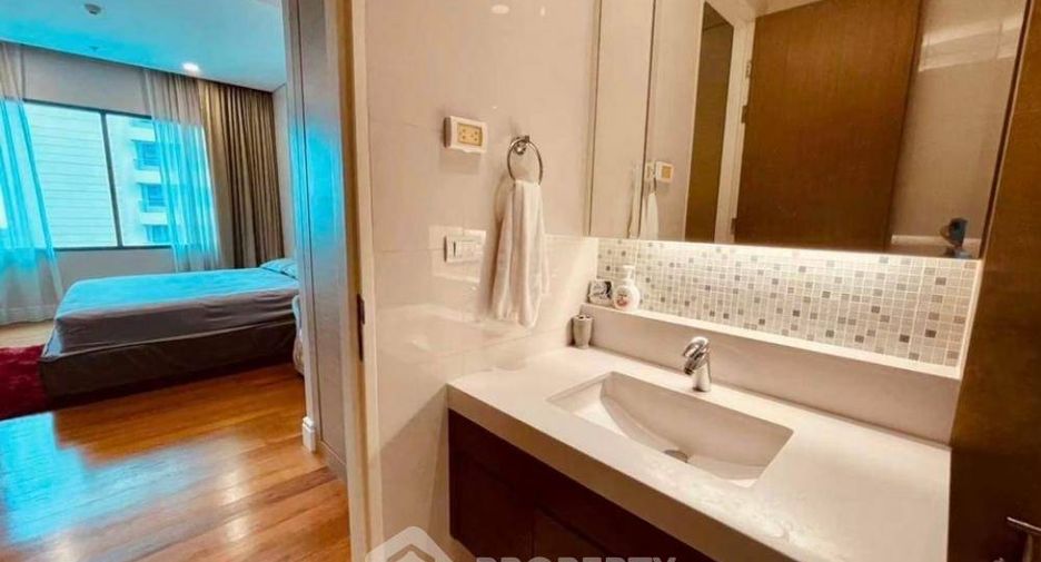 For sale 1 bed condo in Khlong Toei, Bangkok
