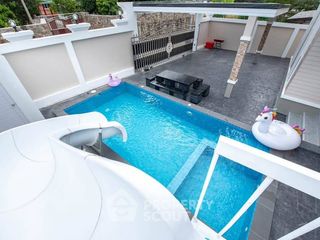 Villa zur Miete und zum Kauf mit 3 Zimmer in Bang Lamung, Chonburi