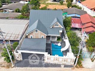Villa zur Miete und zum Kauf mit 3 Zimmer in Bang Lamung, Chonburi