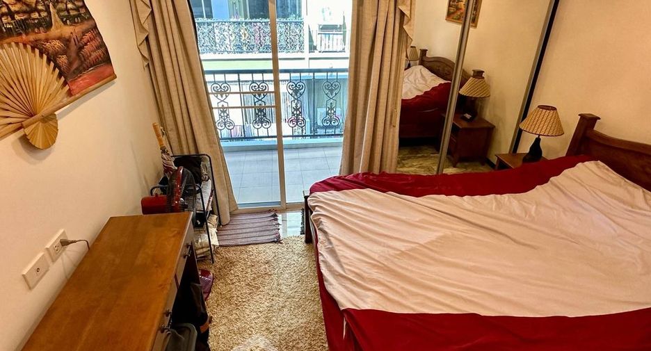 For sale 2 bedrooms condo in Pratumnak, Pattaya