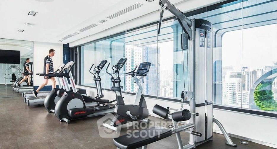 For sale 2 bedrooms condo in Khlong Toei, Bangkok