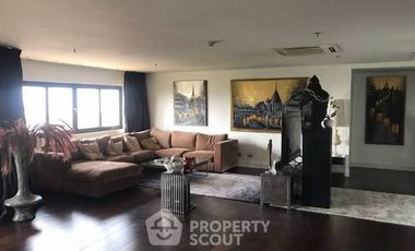 Condo en venta de 3 habitaciones en Pratumnak, Pattaya