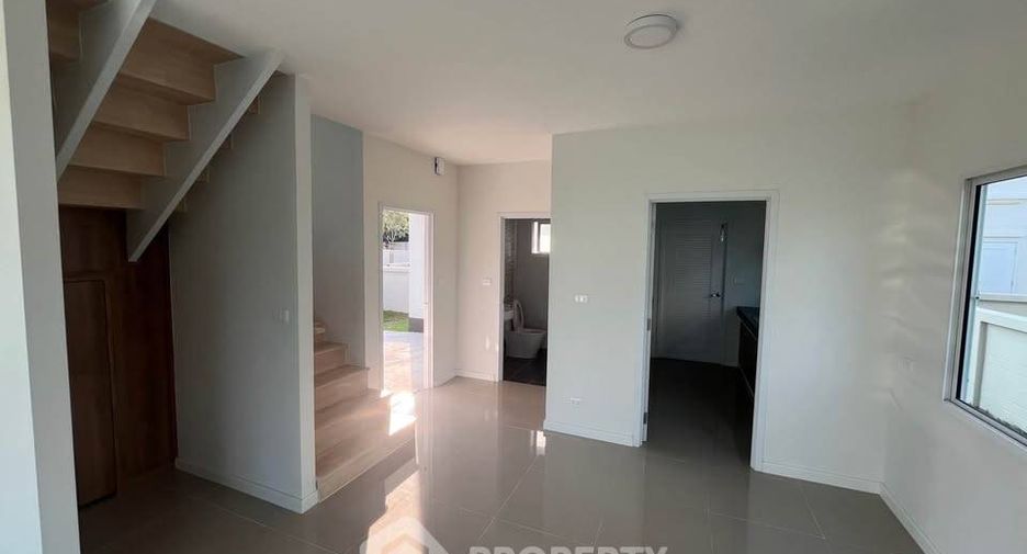 For sale 3 bedrooms house in Ban Bueng, Chonburi
