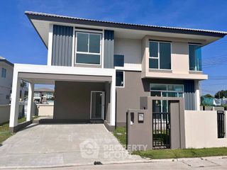 For sale 3 bedrooms house in Ban Bueng, Chonburi