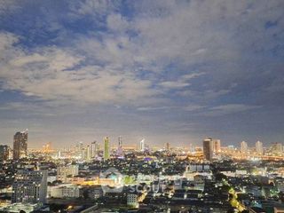 出售 1 卧室 公寓 在 Thon Buri, 曼谷
