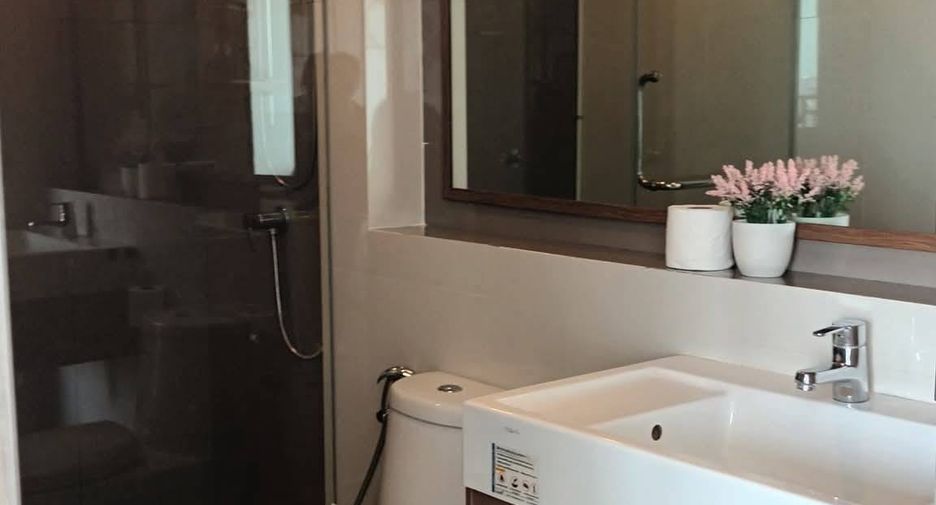 À vendre 1 chambre condo à Mueang Chon Buri, Chonburi