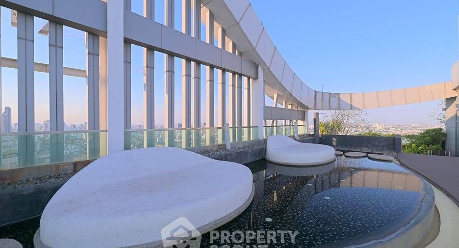 For sale 2 bedrooms condo in Khlong Toei, Bangkok