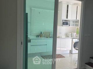 For sale 4 bedrooms townhouse in Khan Na Yao, Bangkok
