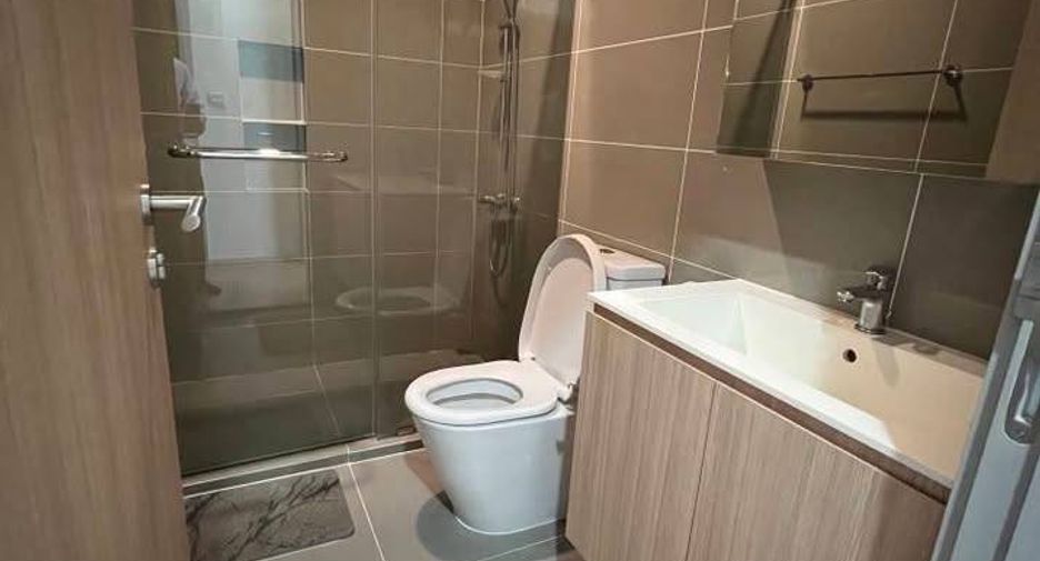For sale 2 bedrooms condo in Phaya Thai, Bangkok
